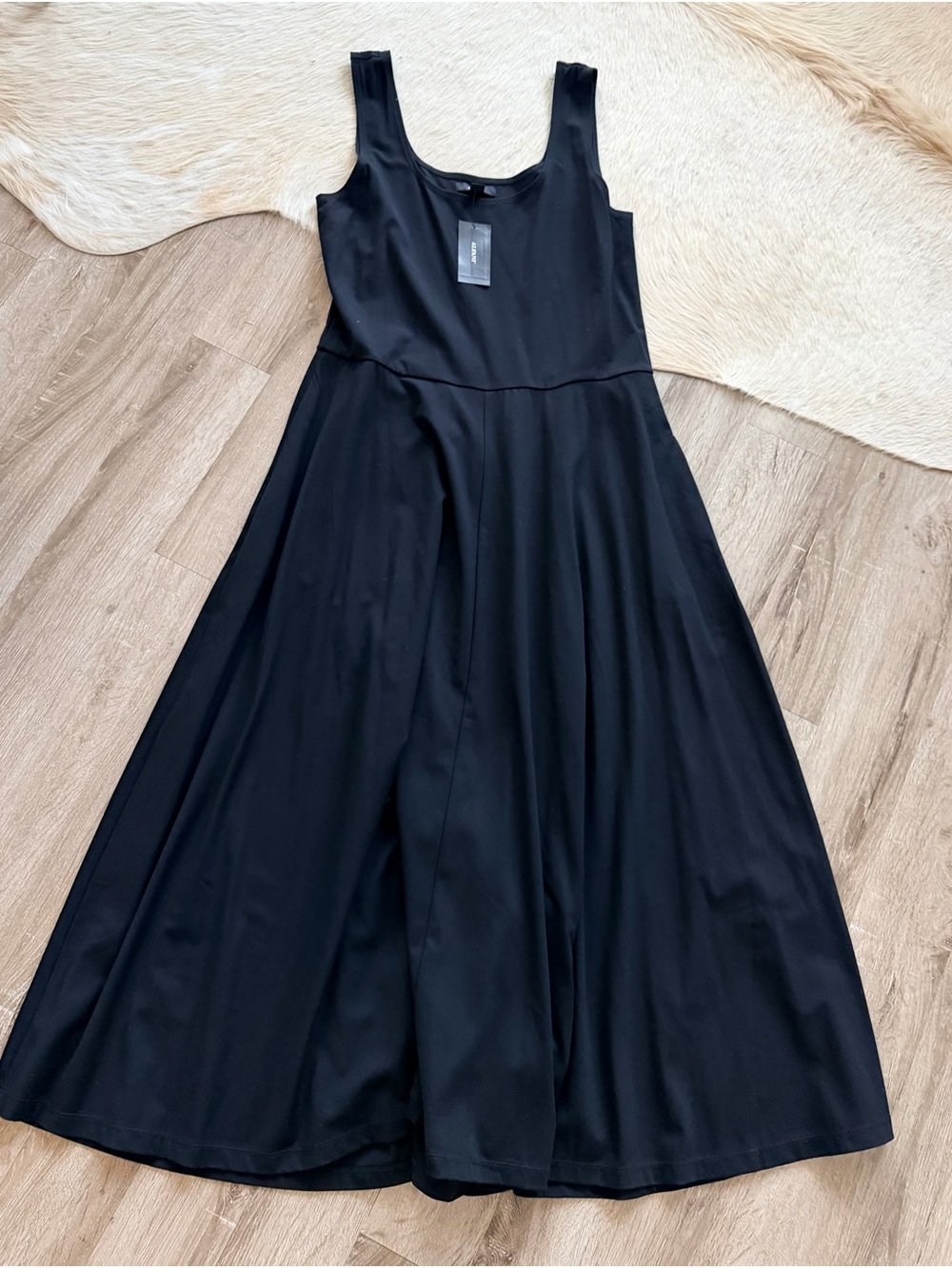 NWT Alfani Black Scoop Neck Maxi Dress